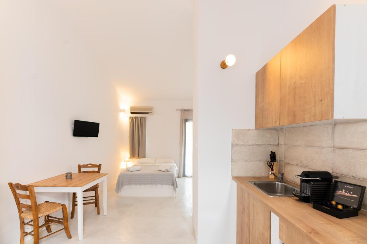 Muses Apartments Agia Anna  Exterior photo