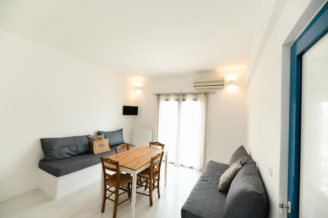 Muses Apartments Agia Anna  Exterior photo